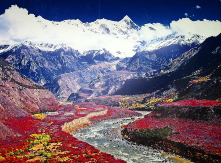 西藏探秘，神秘高原的壮美之旅